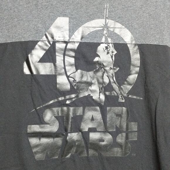 Disney Star Wars 40th Anniversary Tee - Sz M - EUC - Picture 1 of 4